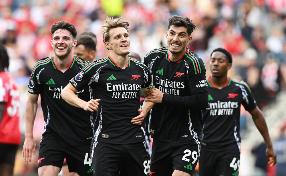 齐沃：感谢大家的称赞，但上场的是球员，功劳属于他们