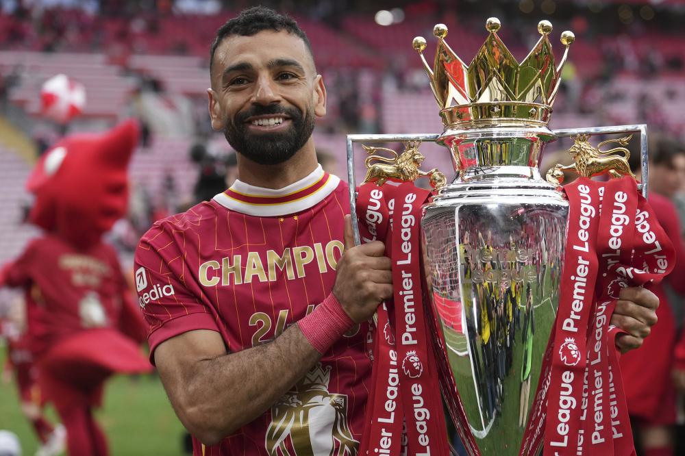 伊萨克数据：上场68分钟1次射门，未能进球，传球11次