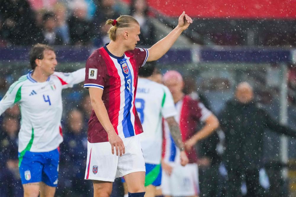 0-2！阿森纳或崩盘，切尔西爆冷，搅乱英超，曼城渔翁得利，冠军有变