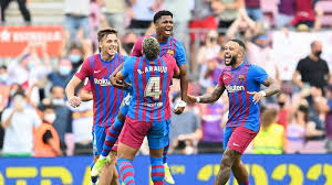 同一天绝代双骄各进一球！以下是媒体对C罗和梅西的...